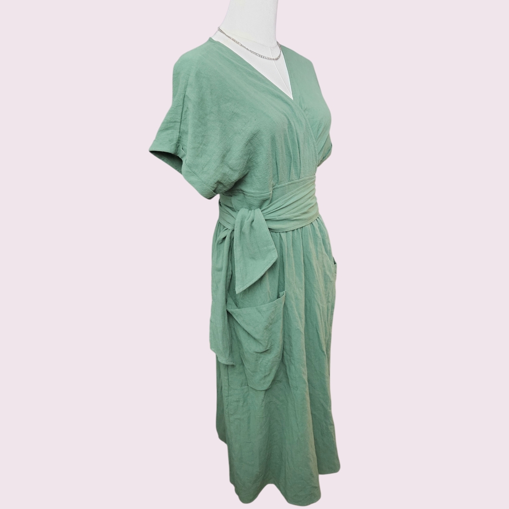Chic Sage Green Midi Dress